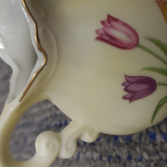 Geo Z Lefton Co 8212 Girl with Bunny Design Small Pitcher Creamer - Picture 5 of 6